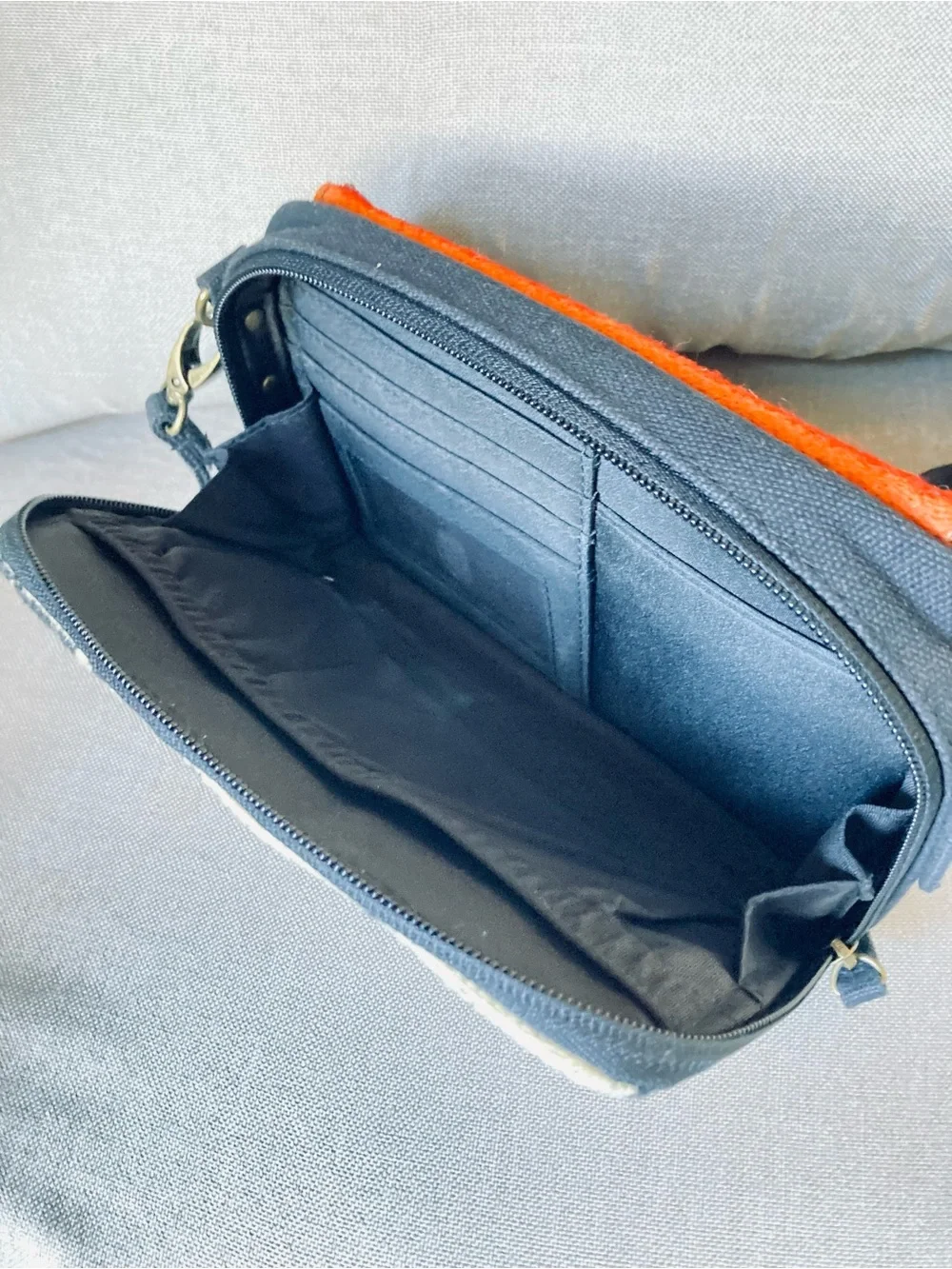 Pendleton Wool Southwest Aztec Crossbody Wallet Organizer Bag